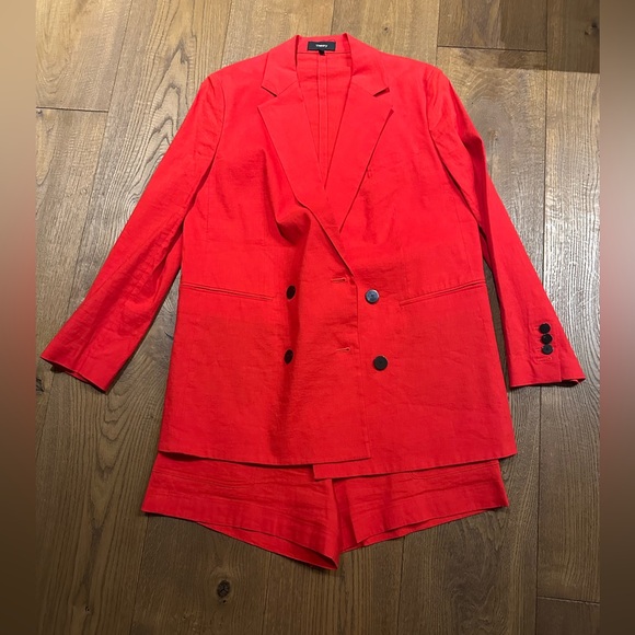 Theory Red Double-Breasted Blazer with Matching Shorts - Picture 2 of 16